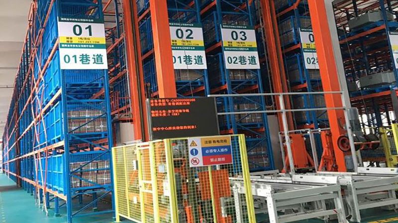 塑料托盘叉车操作培训：安全与效率的双重保障